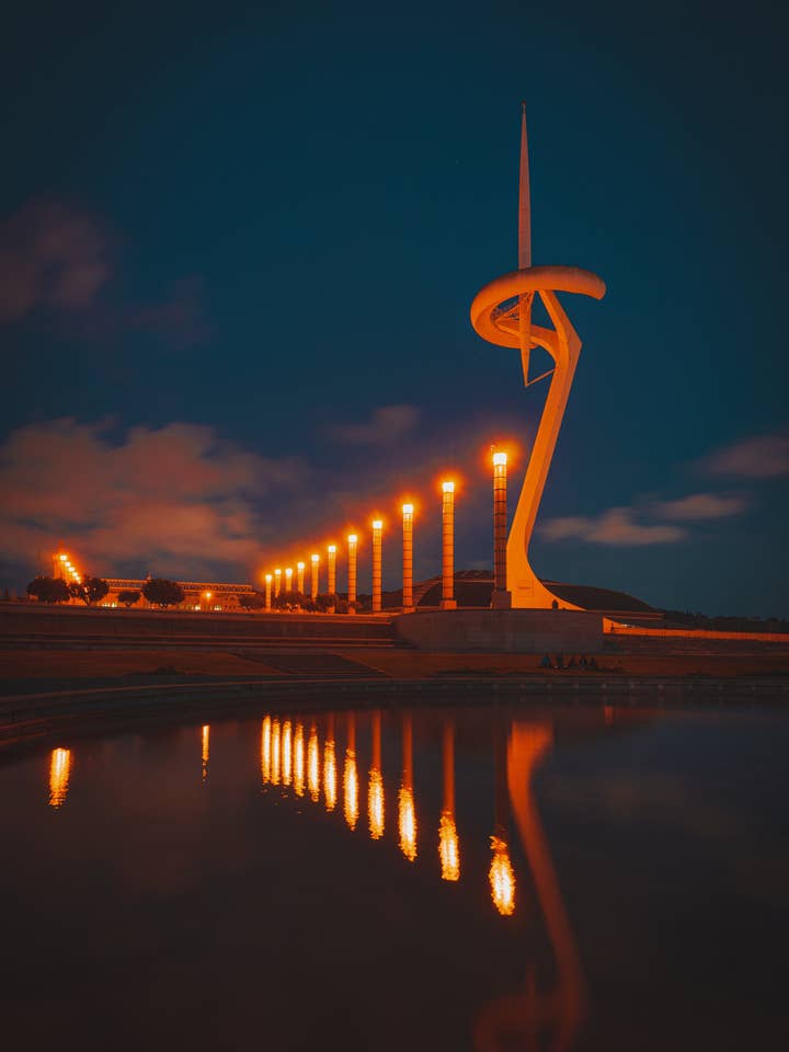 Cartaz de Barcelona - Torre de Comunicações de Montjuïc por atacado de Posters & Puzzles