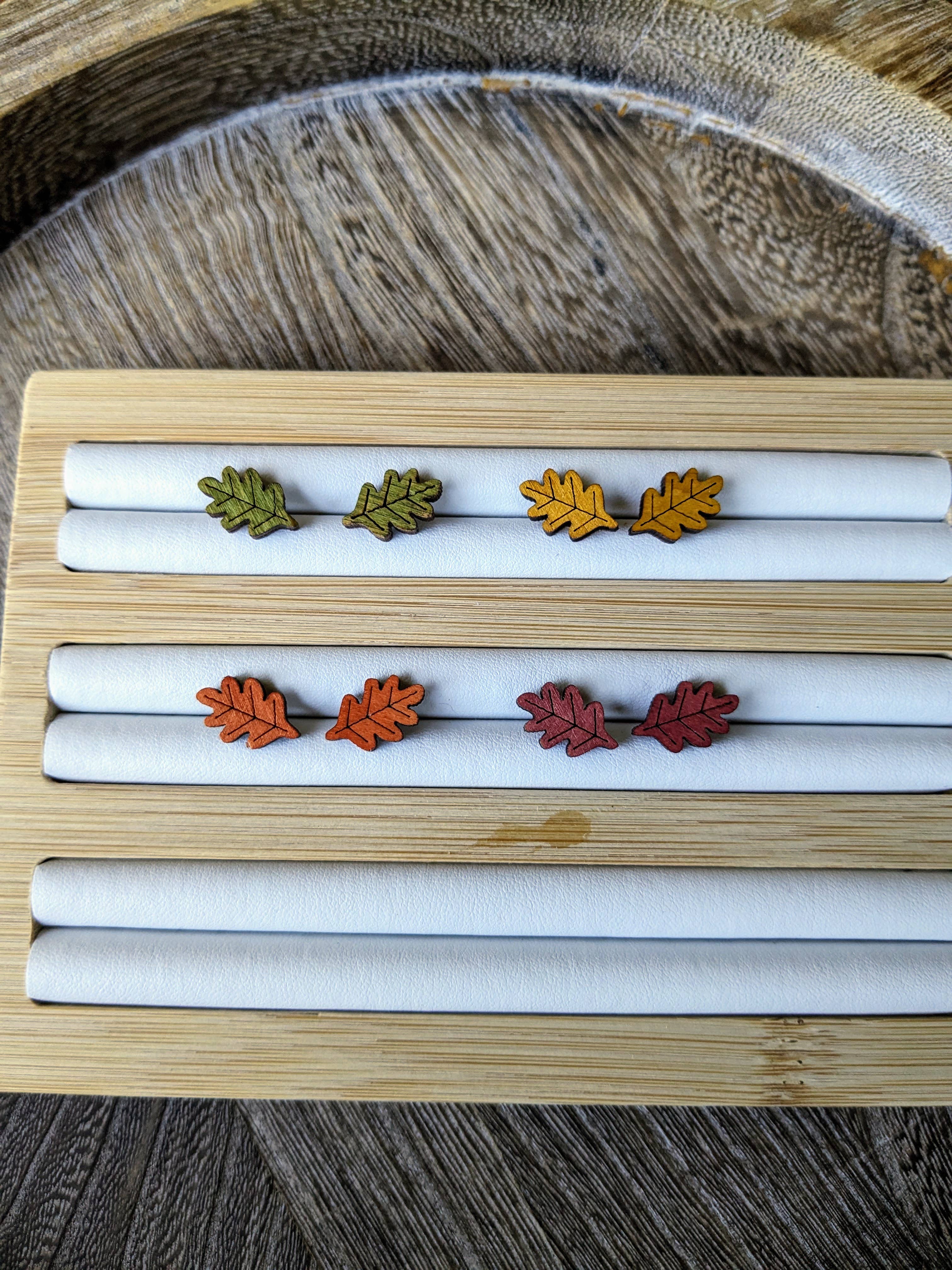 Stag and Branch - Vente Clous d'oreille - Boucles d'oreilles à tige en bois de chêne | Boucles d'oreilles en bois découpées au laser,4