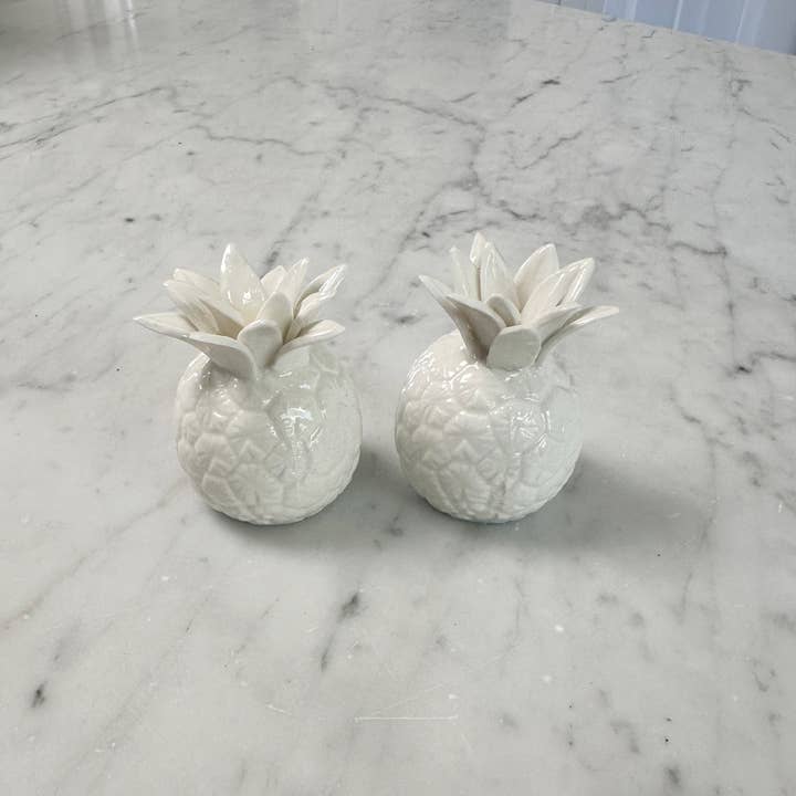 Fox Run Brands - Wholesale Salt & Pepper Shaker Set - Fox Run Pineapple Mini Salt and Pepper Shakers, Set of 2