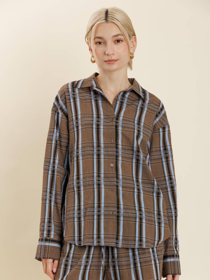 AT2232 - PLAID BUTTON DOWN SHIRT for wholesale by Aureum