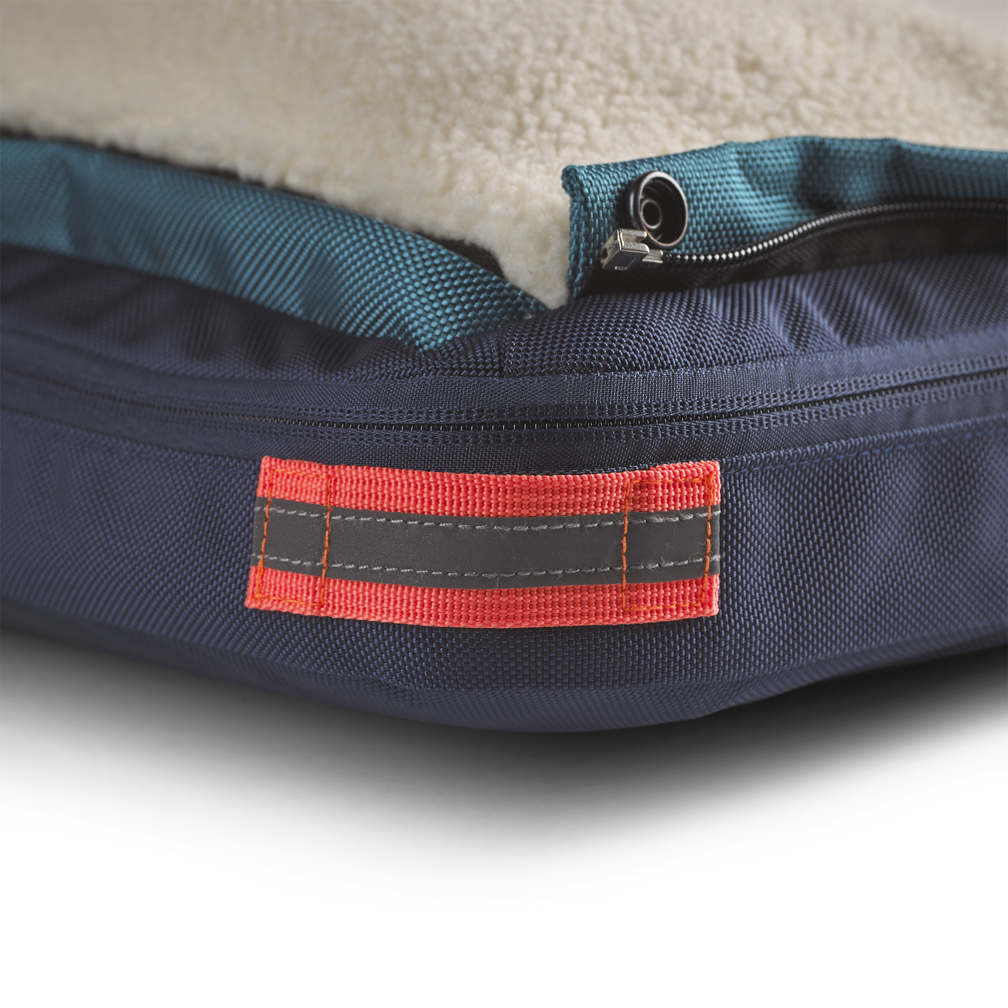 TIMBERDOG - Wholesale Pet Bed - Dog - RuffRest® Sporty1