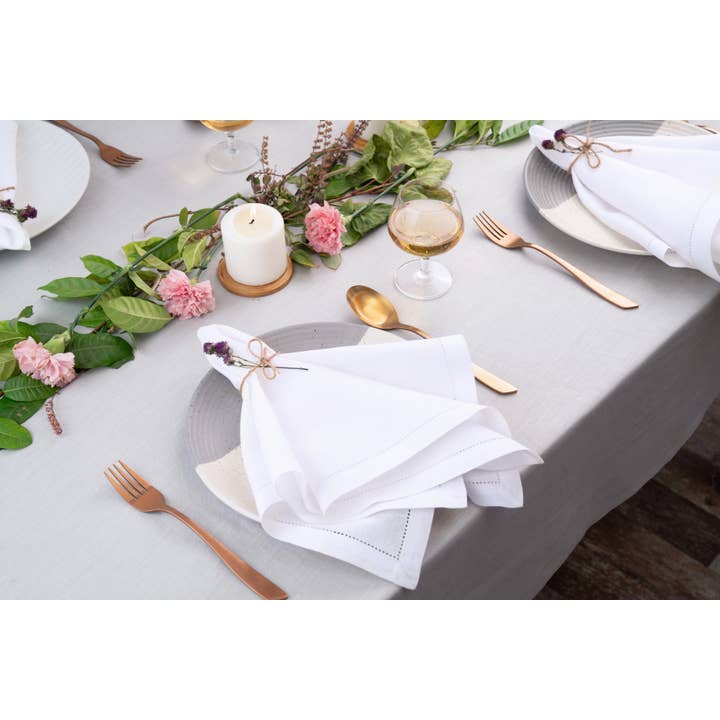 D'Moksha - Wholesale Dinner & Cloth Napkin - White Linen Dinner Napkins 20 x 20 Inch - Hemstitch