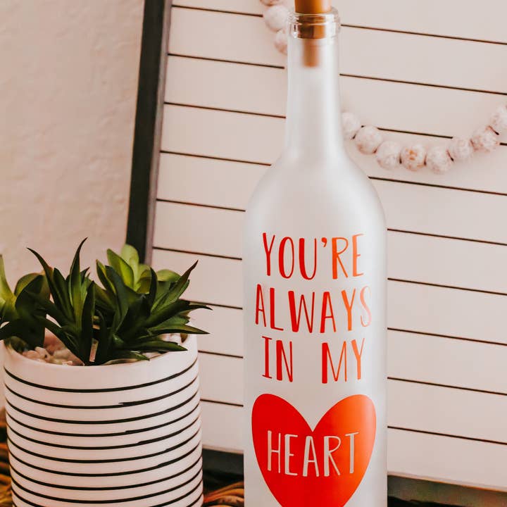 Firefly Home Designs - Wholesale Decorative tabletop object - Romantic Wine Bottle Lamp, Valentine's Day Gifts, Home Decor1