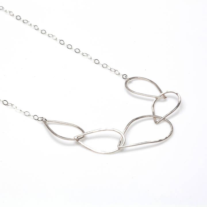 Jeanette halskæde for engroshandel hos Forge + Fire