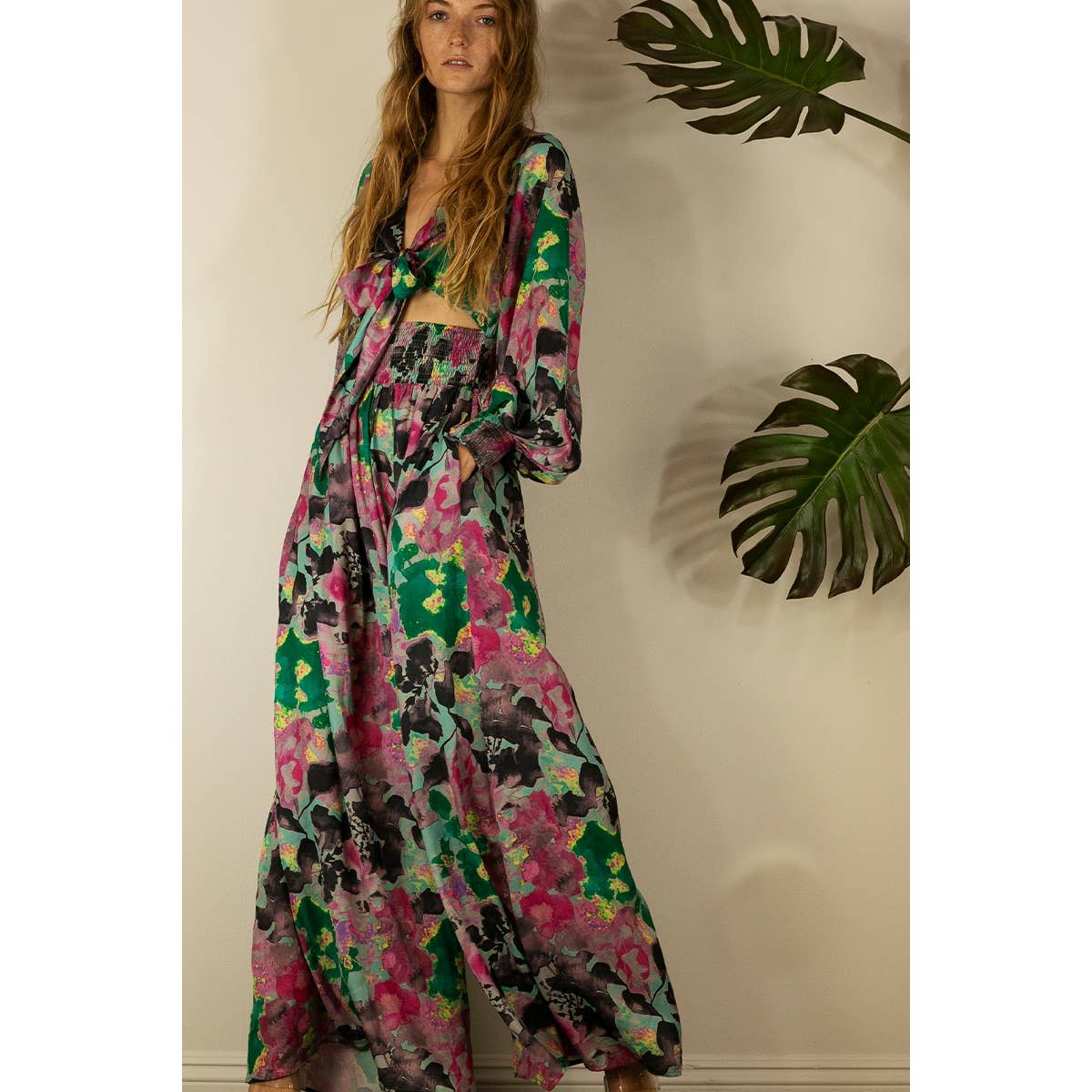 MULTI BLUME Weicher Jumpsuit mit floralem Frontband für den Großhandel auf Faire4