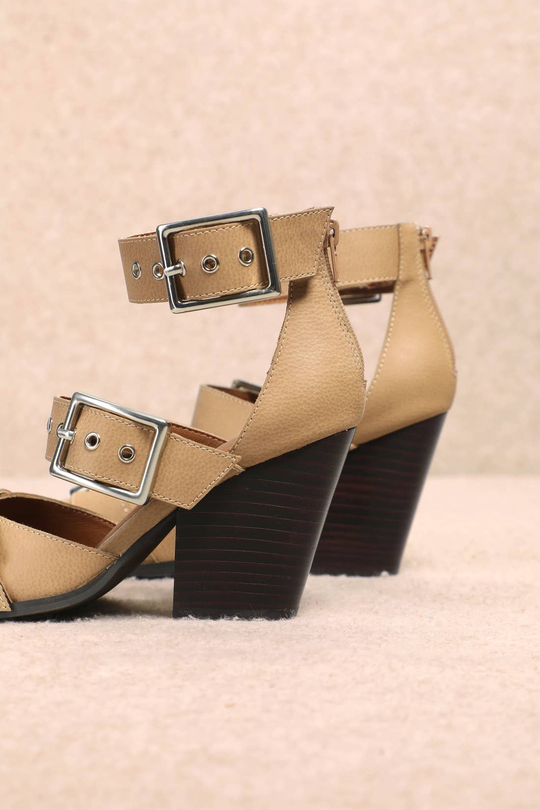 CCOCCI - Vendita all'ingrosso Tacchi alti - Donna - TACCHI LARGHI A PUNTA CON TRIPLA CINTURA HENDRIX13