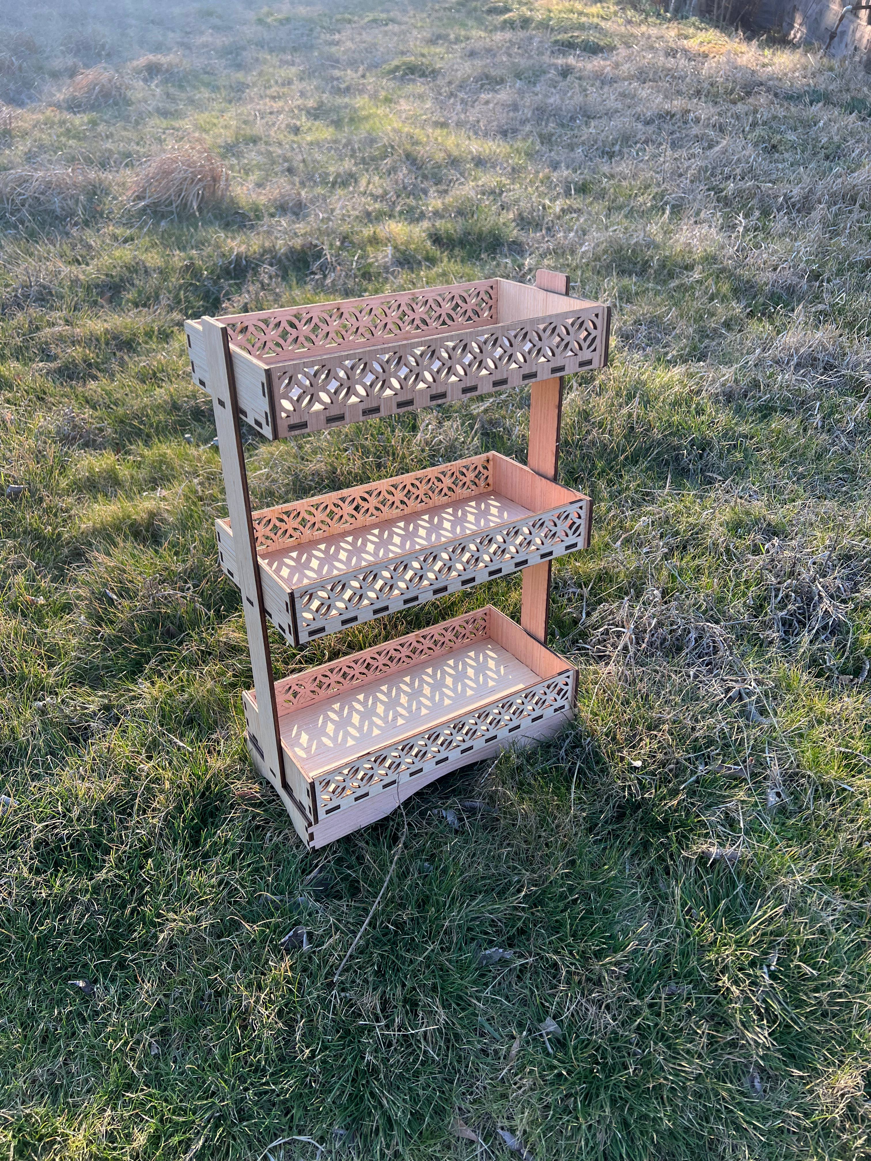 Kate's Blanks - Wholesale DIY Craft Kit - 3 Tier Ornate Style Tiered Tray Ki1