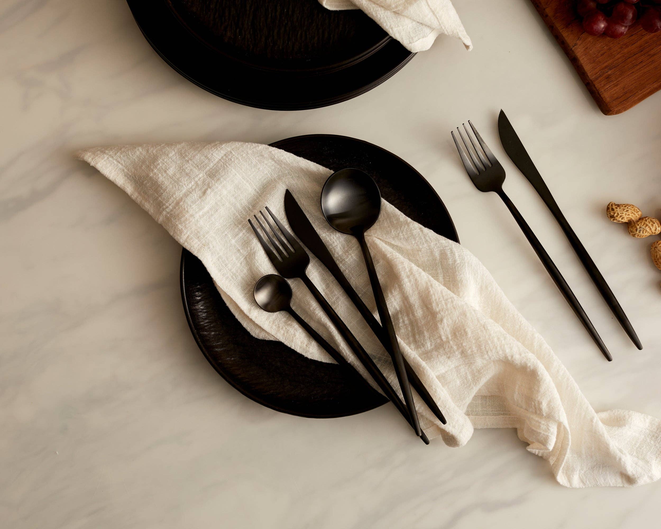 What a Host Home - Wholesale Flatware Set - London Black Stainless Steel Cutlery Sets x16/24 pieces0