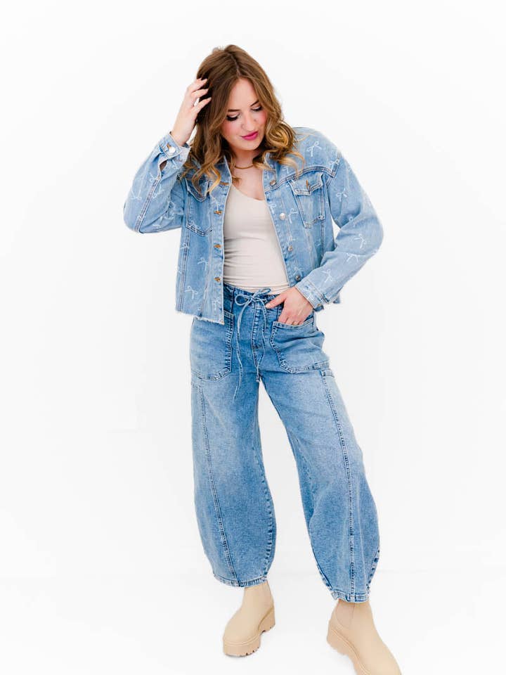 Smuk i Sløjfer Denimjakke for engroshandel hos Whiskey Darling