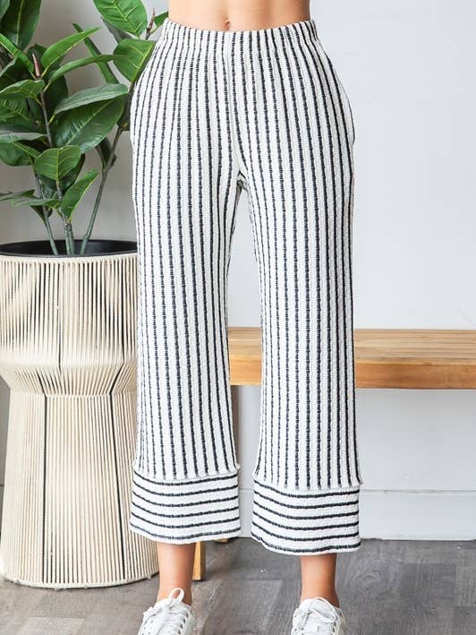 Pantalon raccourci à jambe droite avec rayures en jacquard P5468HE10 pour la vente par Sunday Morning