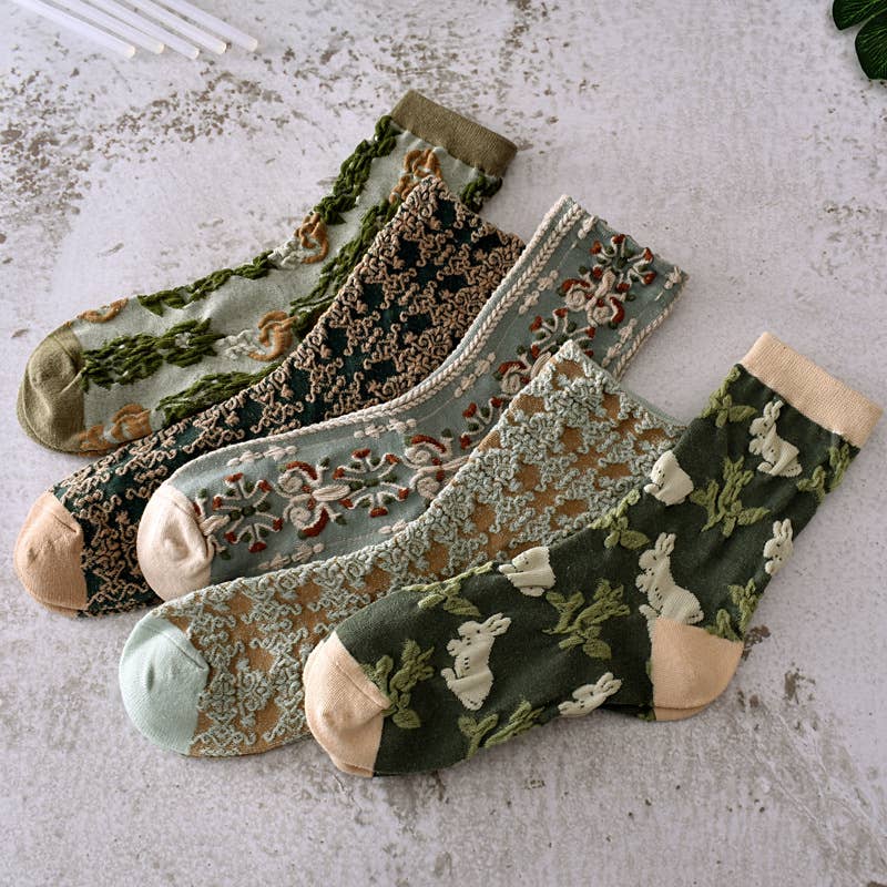 Tourtiwi - Wholesale Socks - Women's - Women's retro 3D embossed sweat-absorbent socks5