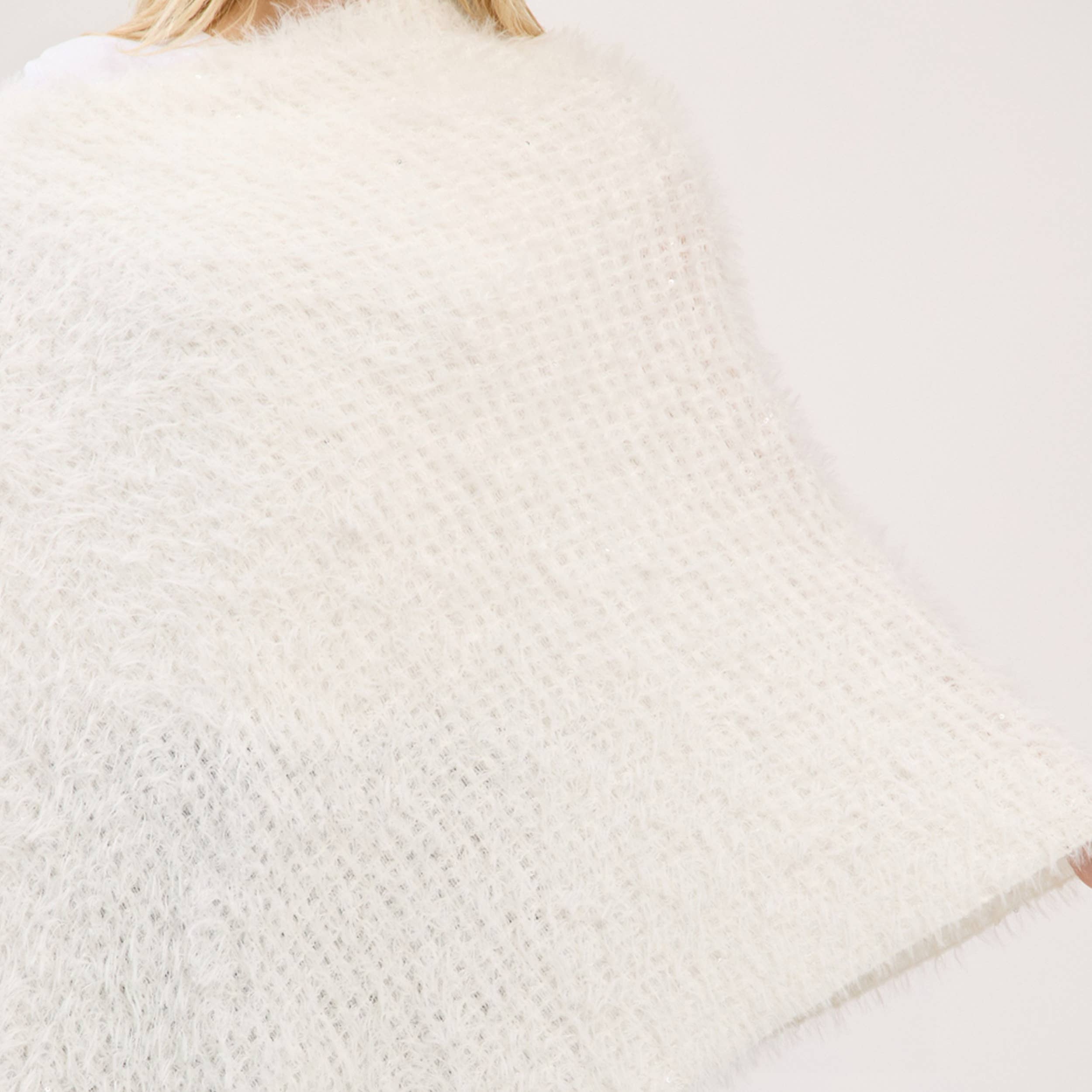 Hana – wholesale Poncho – Women's – Fuzzy Sequin with Fringe Light Weight Poncho11
