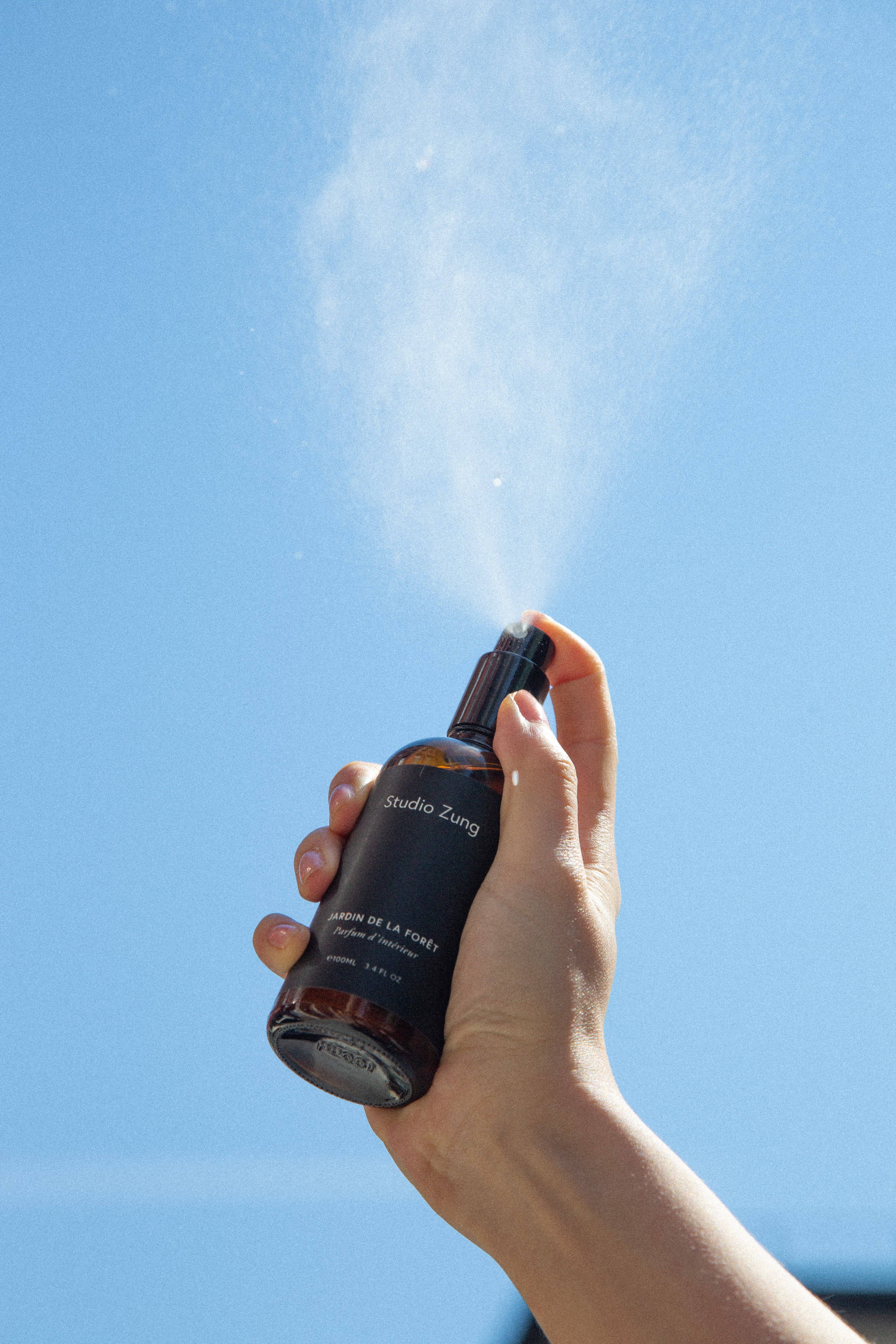 Shop Zung - Wholesale Room & Linen Spray - Studio Zung Home Fragrance | Nº1 Jardin de la Forêt5