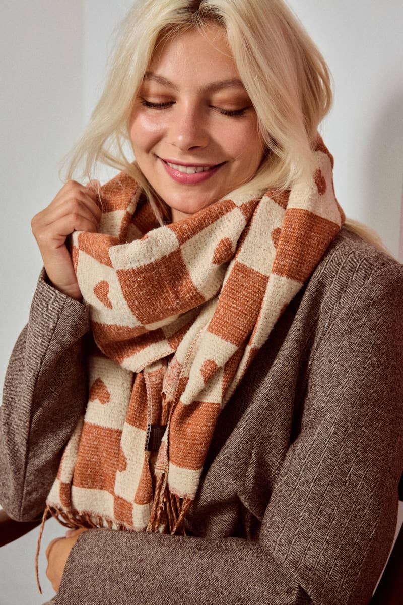 BYREN | ÉLINE L'ATELIER – wholesale Halsduk - Dam – Ullhalsduk med rutmönster och hjärta FL207DF6