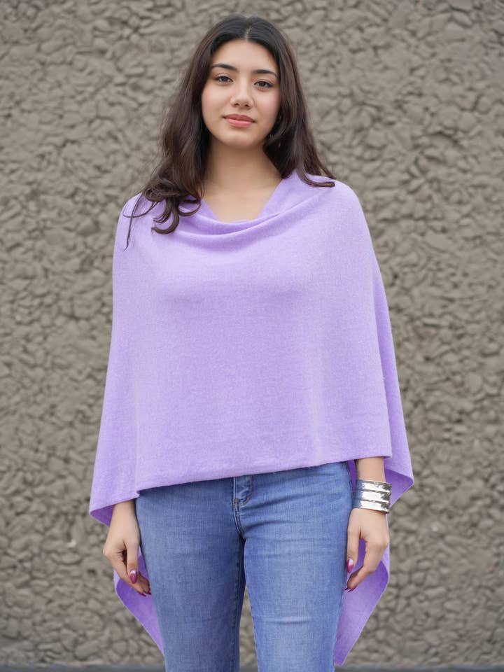 Cashmere Poncho-Lavendel for engroshandel hos Dolma