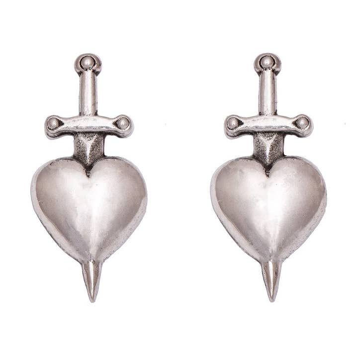 Sword-gennemboret hjerte øreringe for engroshandel hos Alex Streeter