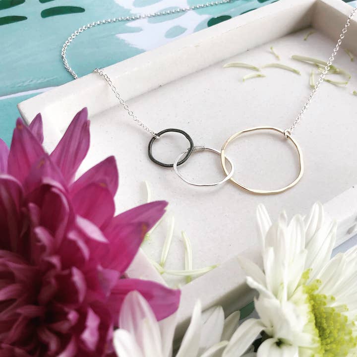 Freshie & Zero - Wholesale Pendant/Charm Necklace - Explore Necklace Three Linked Circles Mixed Metal