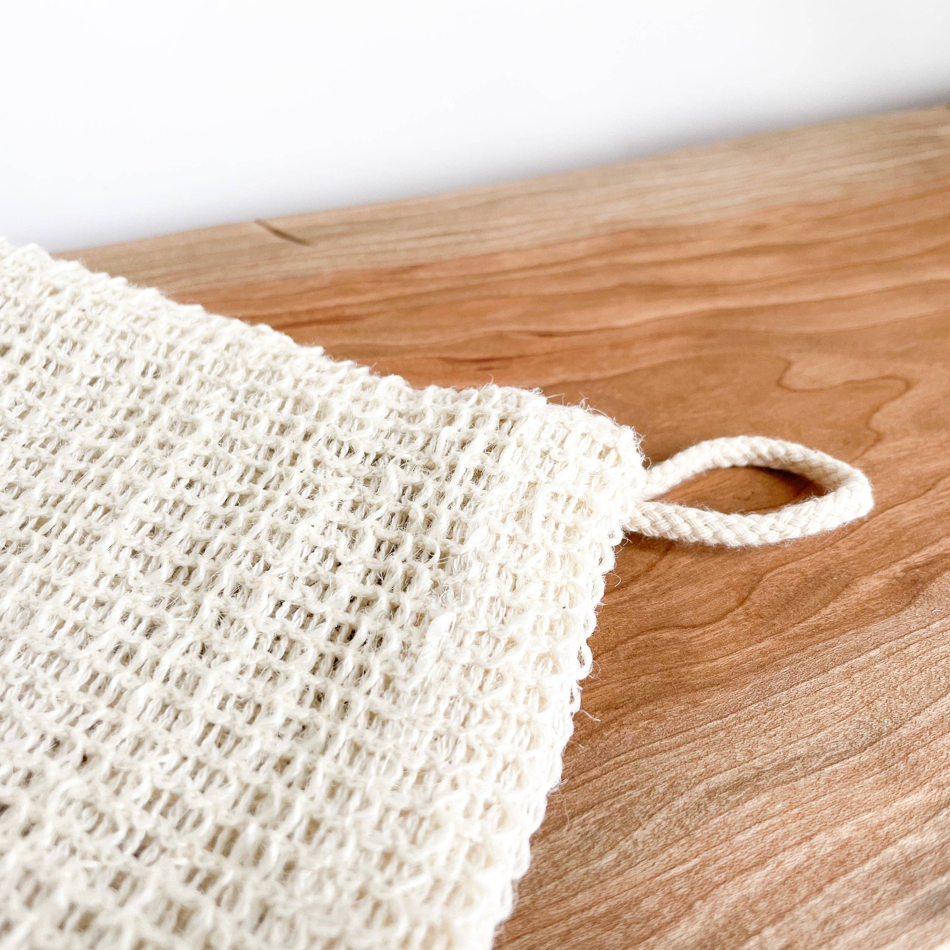 Town & Earth - Wholesale Exfoliating Gloves/Mitts - Sisal Bath Mitt1