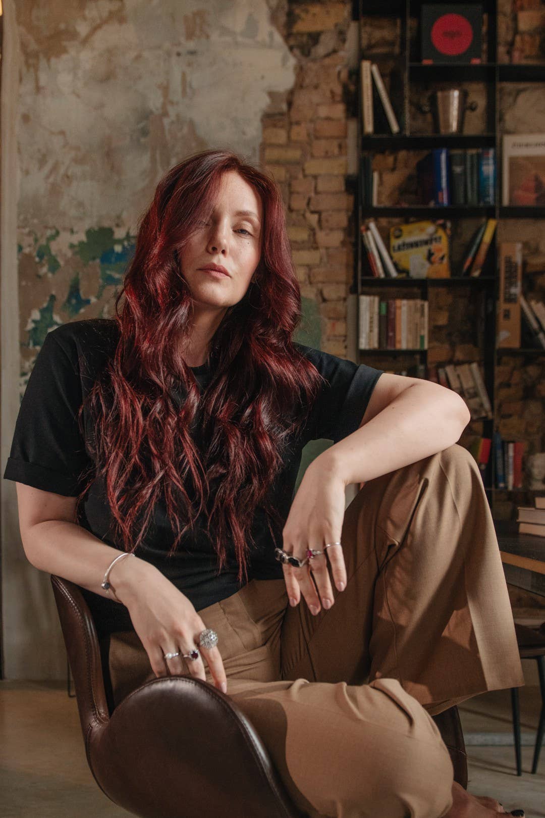 CAPSULE by Agnė Gilytė - Wholesale T-Shirt - Women's - T-Shirt 'HONOLULU' | premium quality cotton11