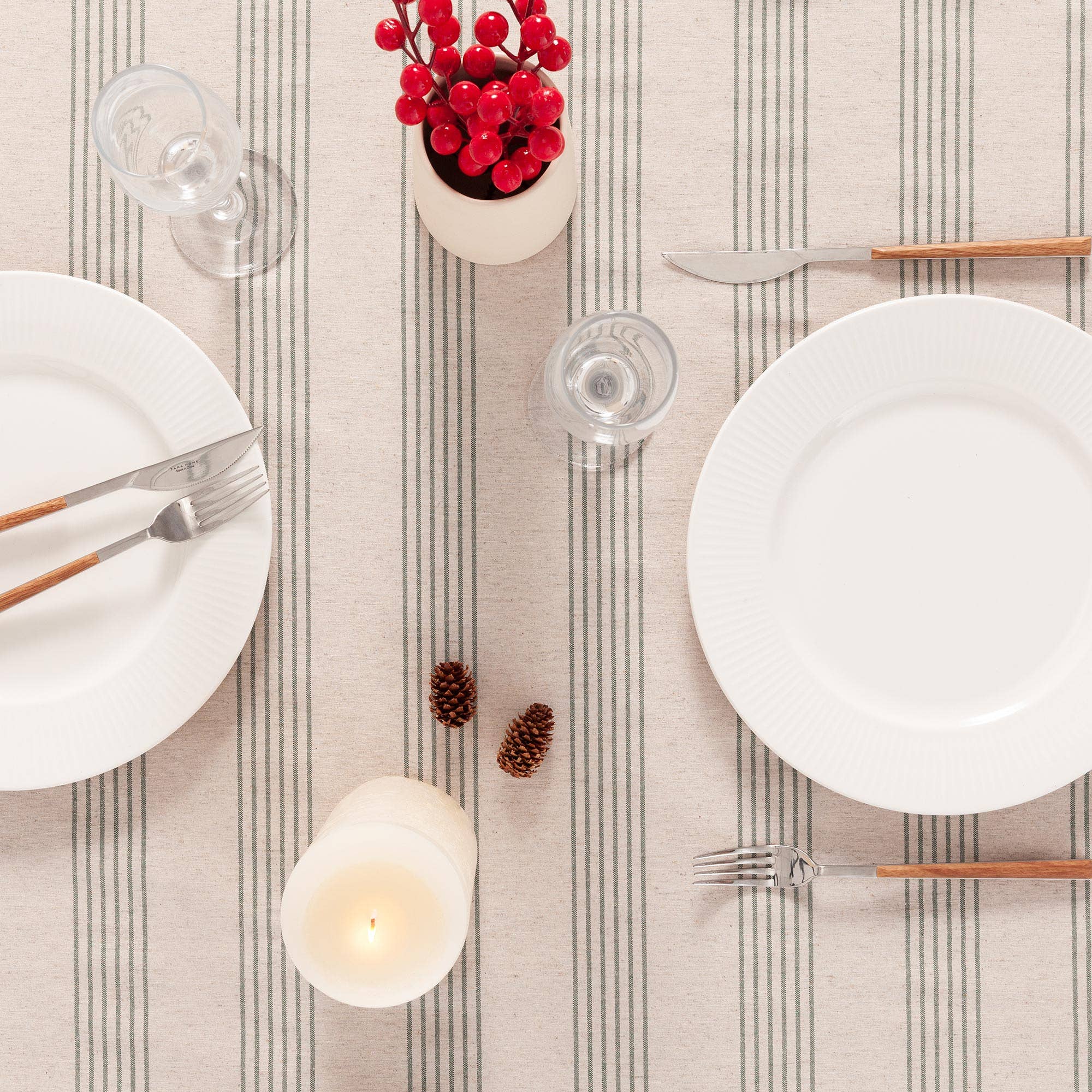 GAMUSI - Vente Nappes - Nappe jacquard Noël lin doux HOLWIN1