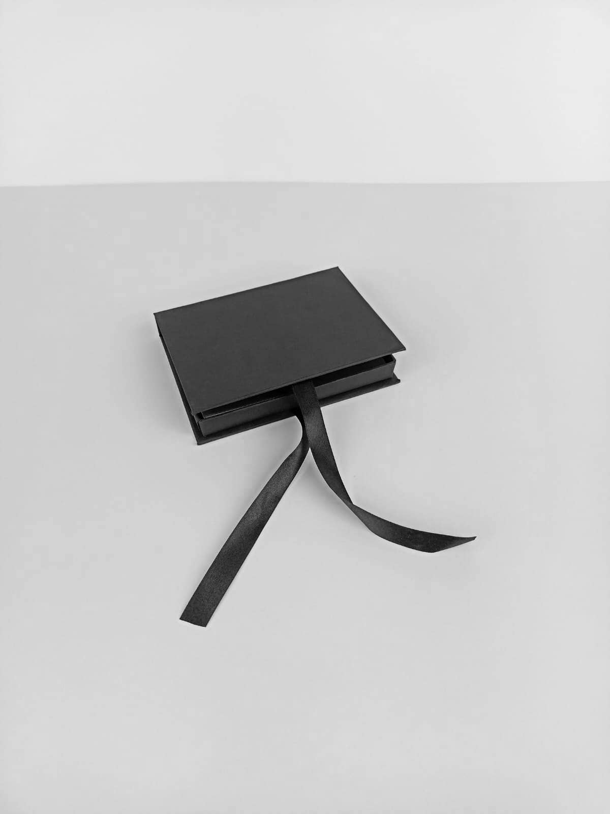 M2PACK - Vente Coffrets cadeaux - Boîte porte-carte cadeau 16 x 12 cm, hauteur 2 cm2