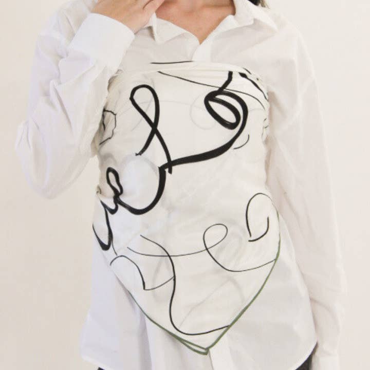 Foulard en soie en Héron blanc pour la vente par Nadora Iman