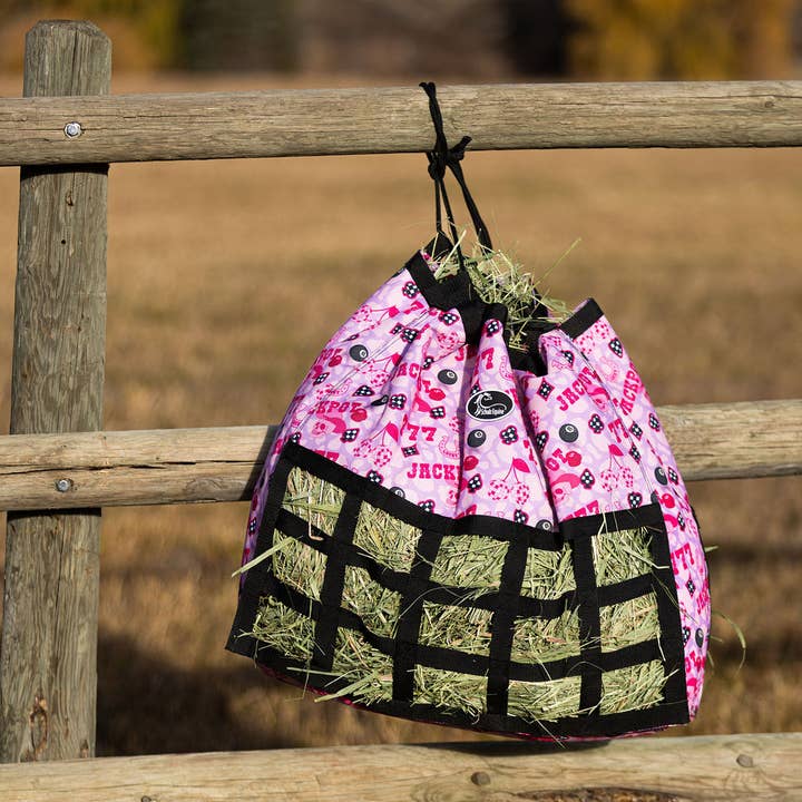 Schulz Equine - Vente Équipement d’équitation - Sac à foin Happy Trailer en nylon 600D résistant18