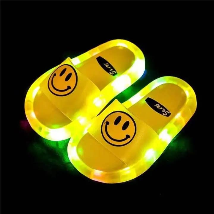 SugarQuoteMeNot LLC - Wholesale Slippers - Kids - Kids light up shower/beach slides