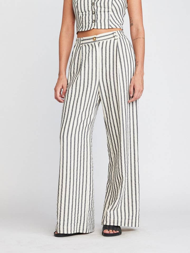 Pantalon Caroline pour la vente par Self Contrast