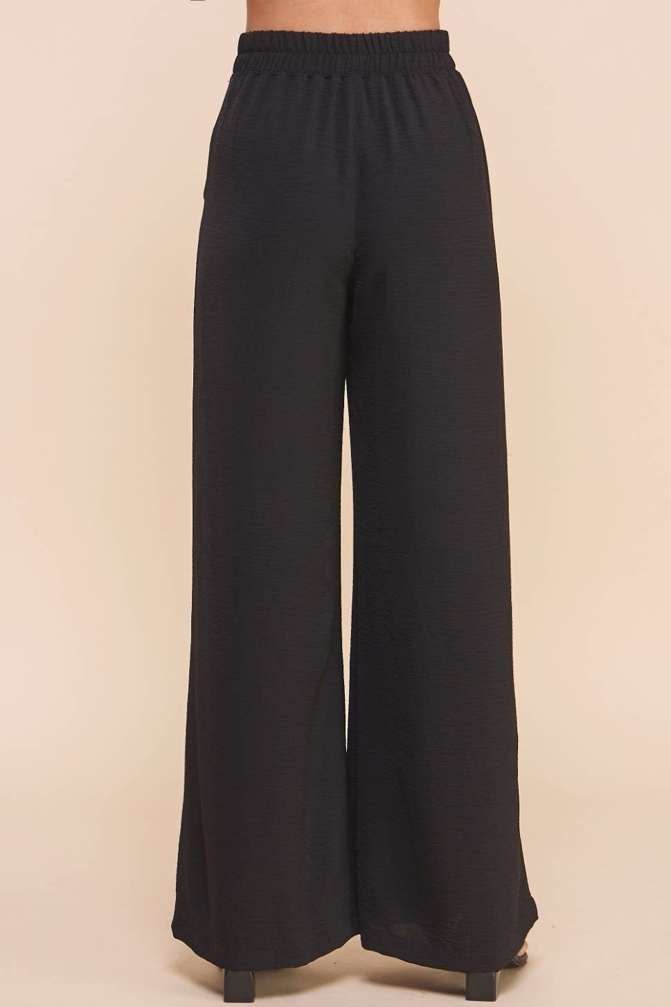 ISP1342A Flowy Pants Black for wholesale on Faire1