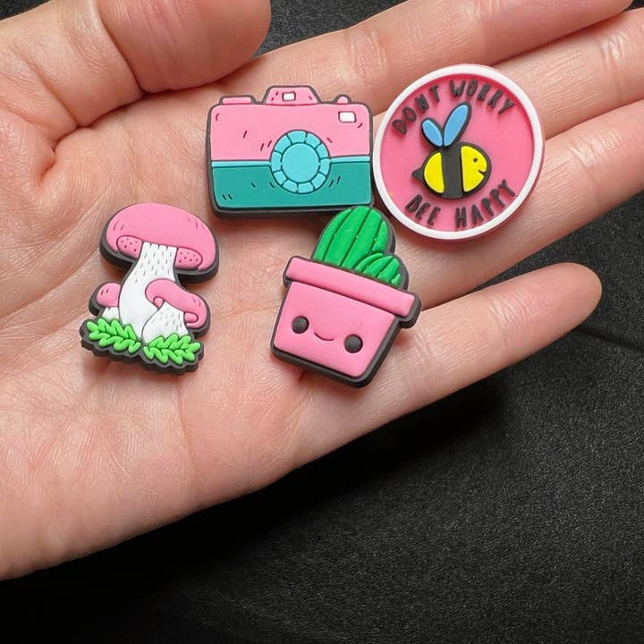 JuliesDecal - Vente Accessoire pour chaussures - Choisissez vos propres breloques à chaussures Pink VSCO Theme2