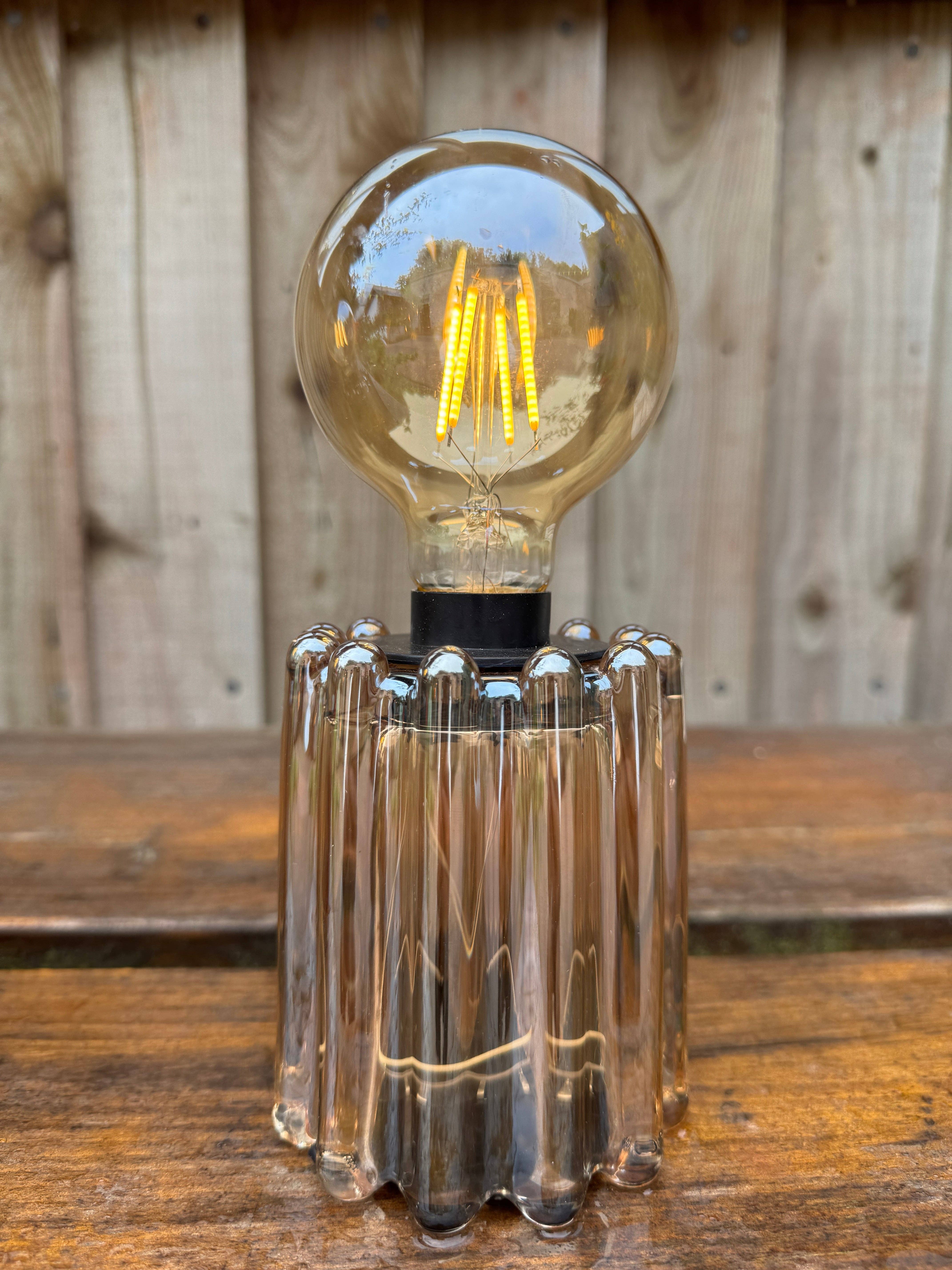 MooBoo Home – wholesale Accent/desk lamp – Wave Table Lamp Battery Operated2