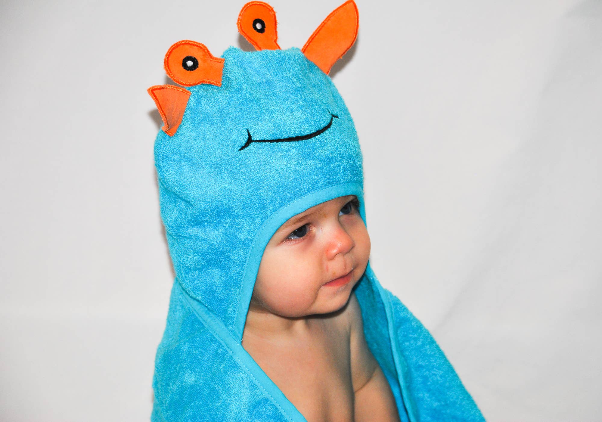 Little Ashkim – wholesale Handduk med huva - Barn och baby – Alien bambu huva turkisk handduk1