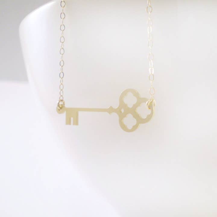 Skeleton Key Armband - 14k goud gevuld, gevuld met roségoud voor wholesale door Beau & Stella