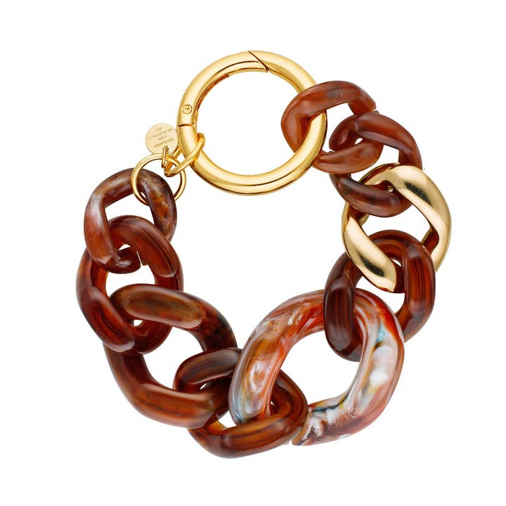 Pulseira MORENA em resina marrom com elos dourados por atacado de Marjana von Berlepsch