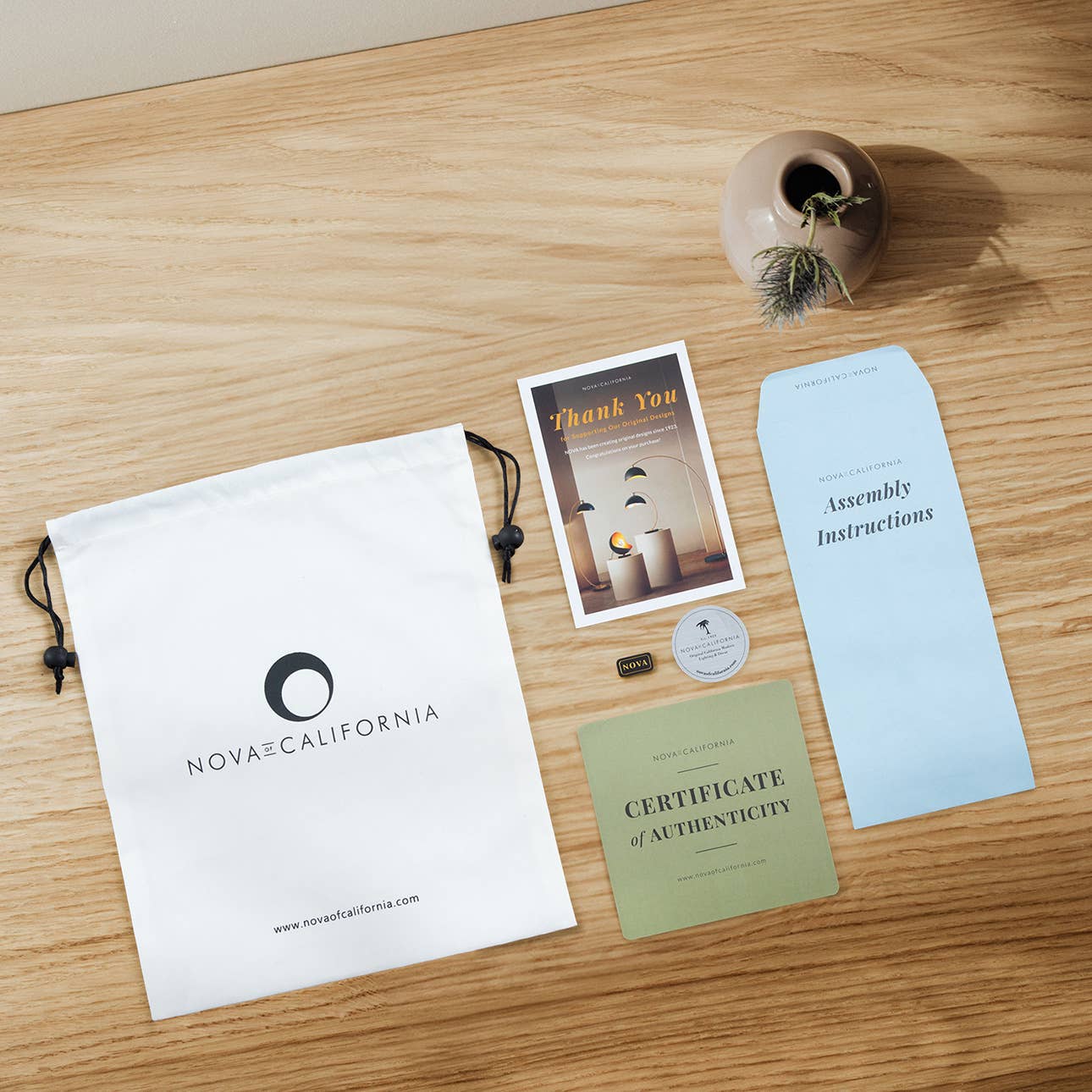 Nova of California - Vente Appliques - Applique Murale Os 10" Petaluma Porcelaine Laiton Prise Variateur8