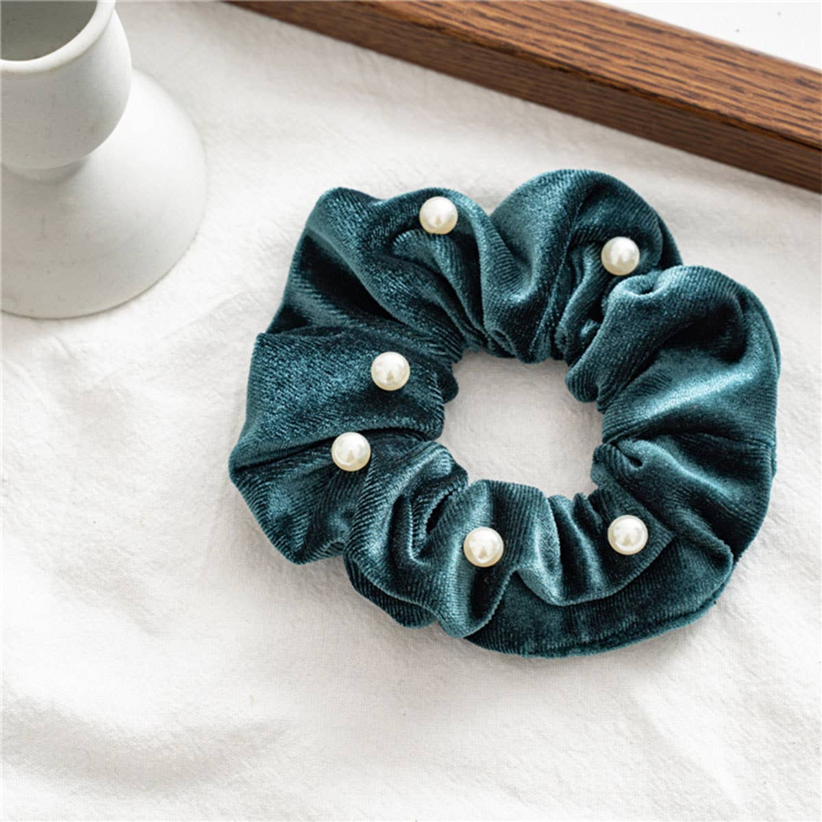 ACCITY - Wholesale Scrunchie - Women's - PEARL FUZZY HAIR SCRUNCHIES_CWAHA038215