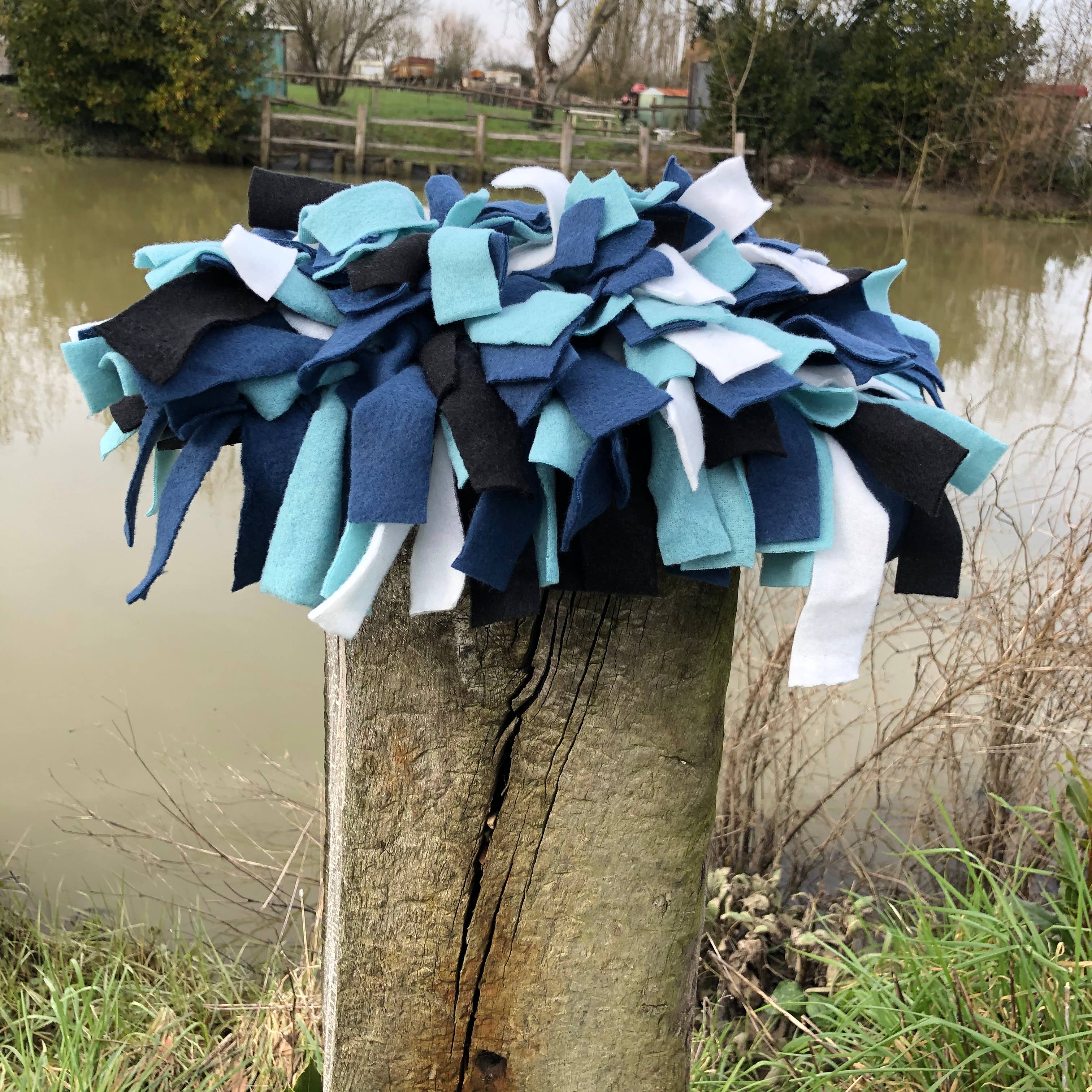 TUGS DE WOUFS EN FOLIE - Wholesale Pet Toy - Cat/Dog - Digging mat - Enrichment game for dogs and cats5