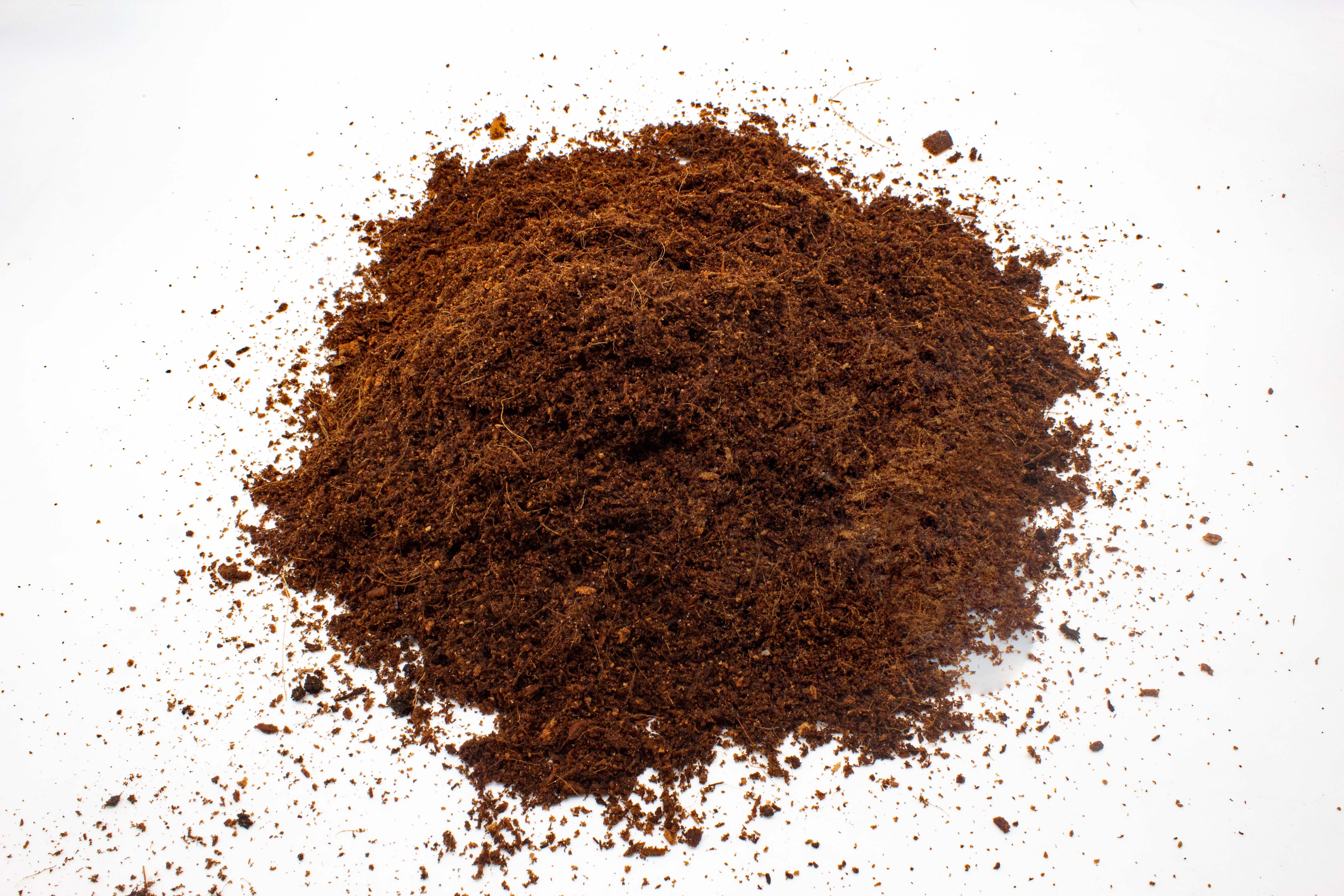 CoirProducts.co.uk of Salike Limited - Wholesale Planting/Potting Soil - 650g Coco Peat Bricks | Growing Medium | CoirProductsCoUk2