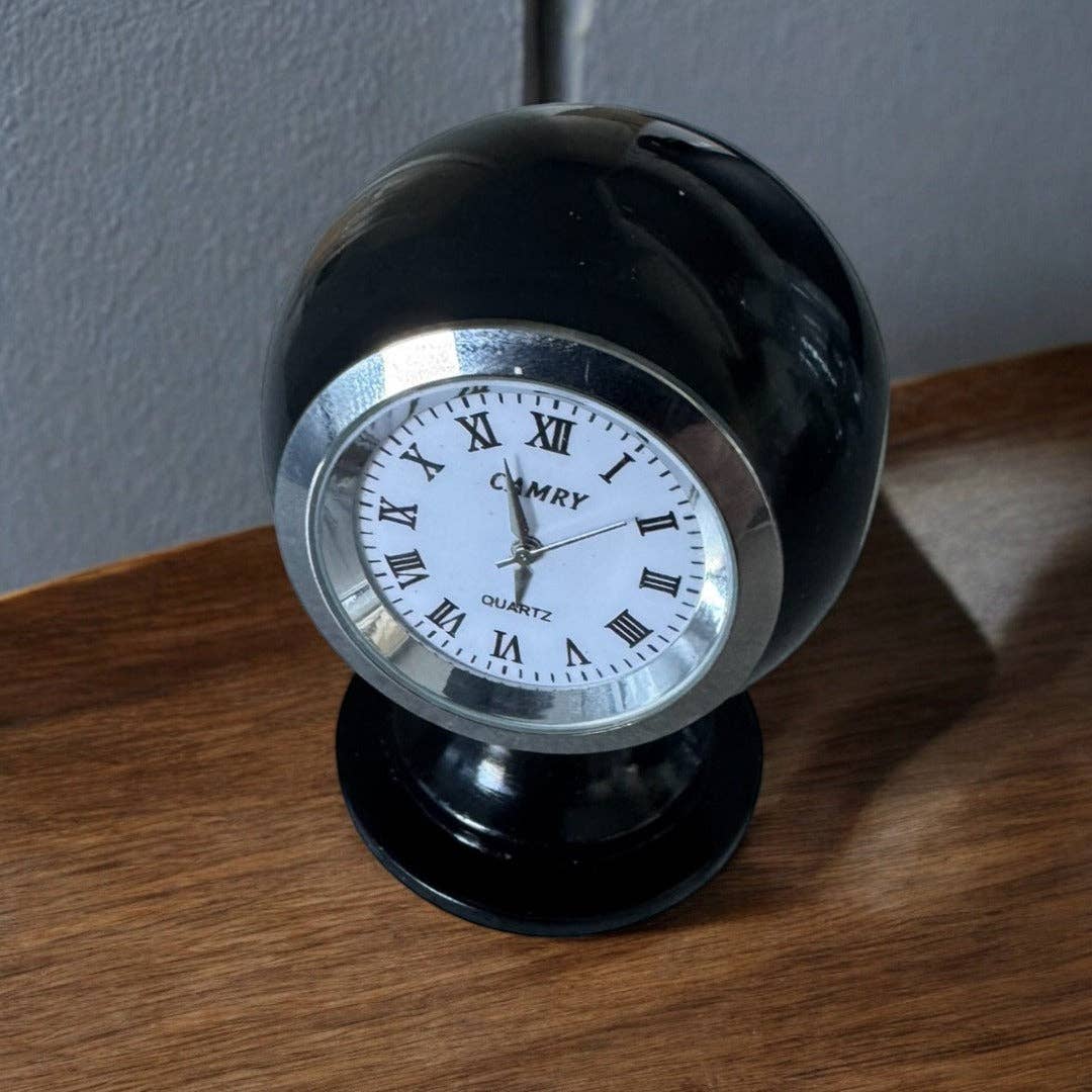 SPORTGIFTZ – wholesale Desk clock – SPORTGIFTZ Pool 8 Ball Desktop Clock7