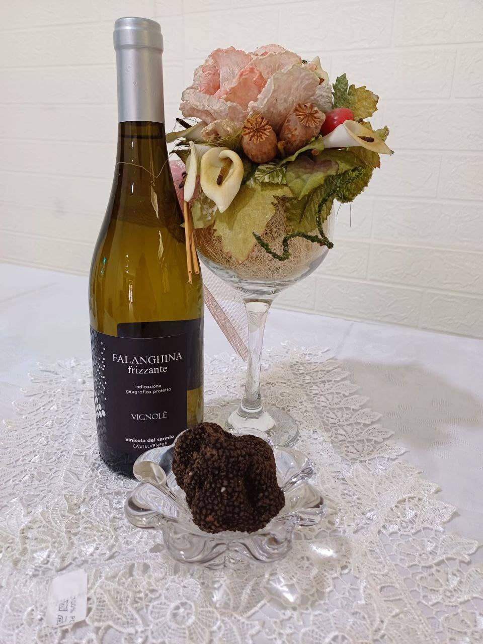 I sapori di una volta s.r.l.s - Venta al por mayor Bolsa de vino de regalo - Falanghina Frizzante Beneventano IGP “Vignolè” – Vinicola de1