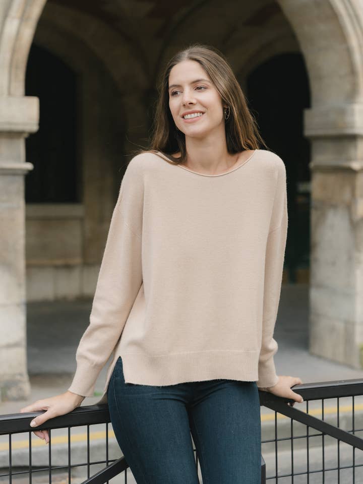 Seamless knit pullover with round neck for wholesale by JULIA PARIS