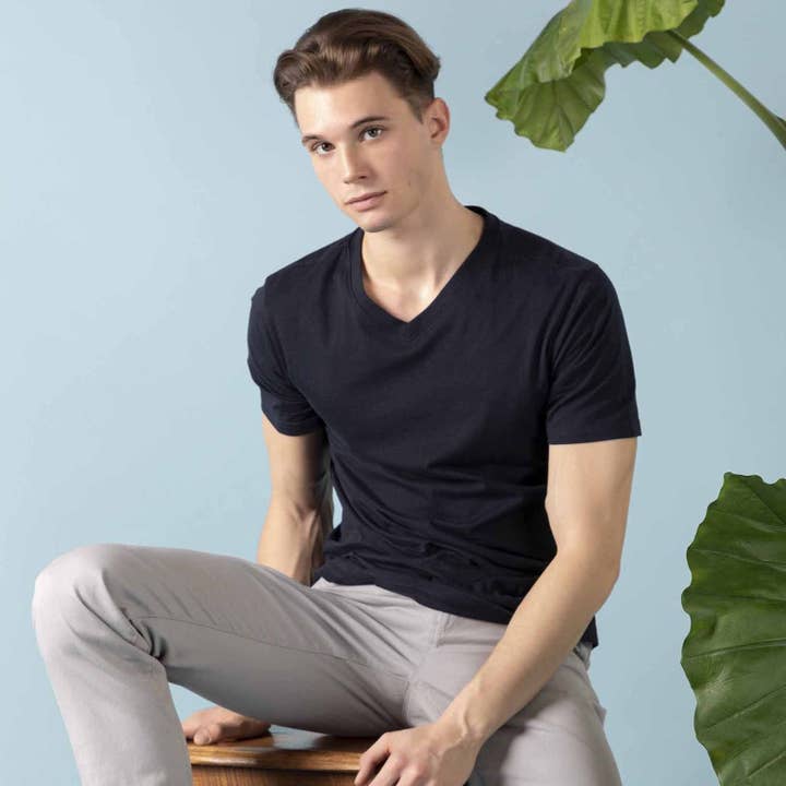 Easy BIO - Wholesale T-Shirt - Men's - V-NECK T-SHIRT13