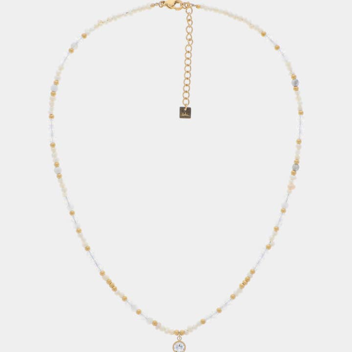 Crystal necklace with freshwater pearls for wholesale by AURALIA SAS