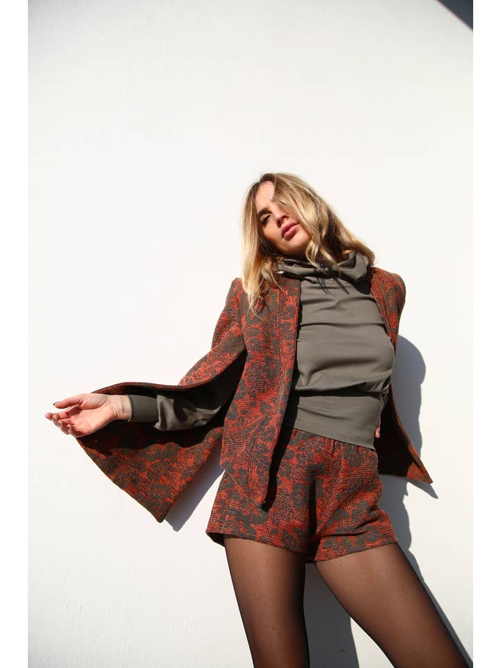 A4040 CULOTTE DAMASK SALMON FLOWERS for wholesale on Faire1