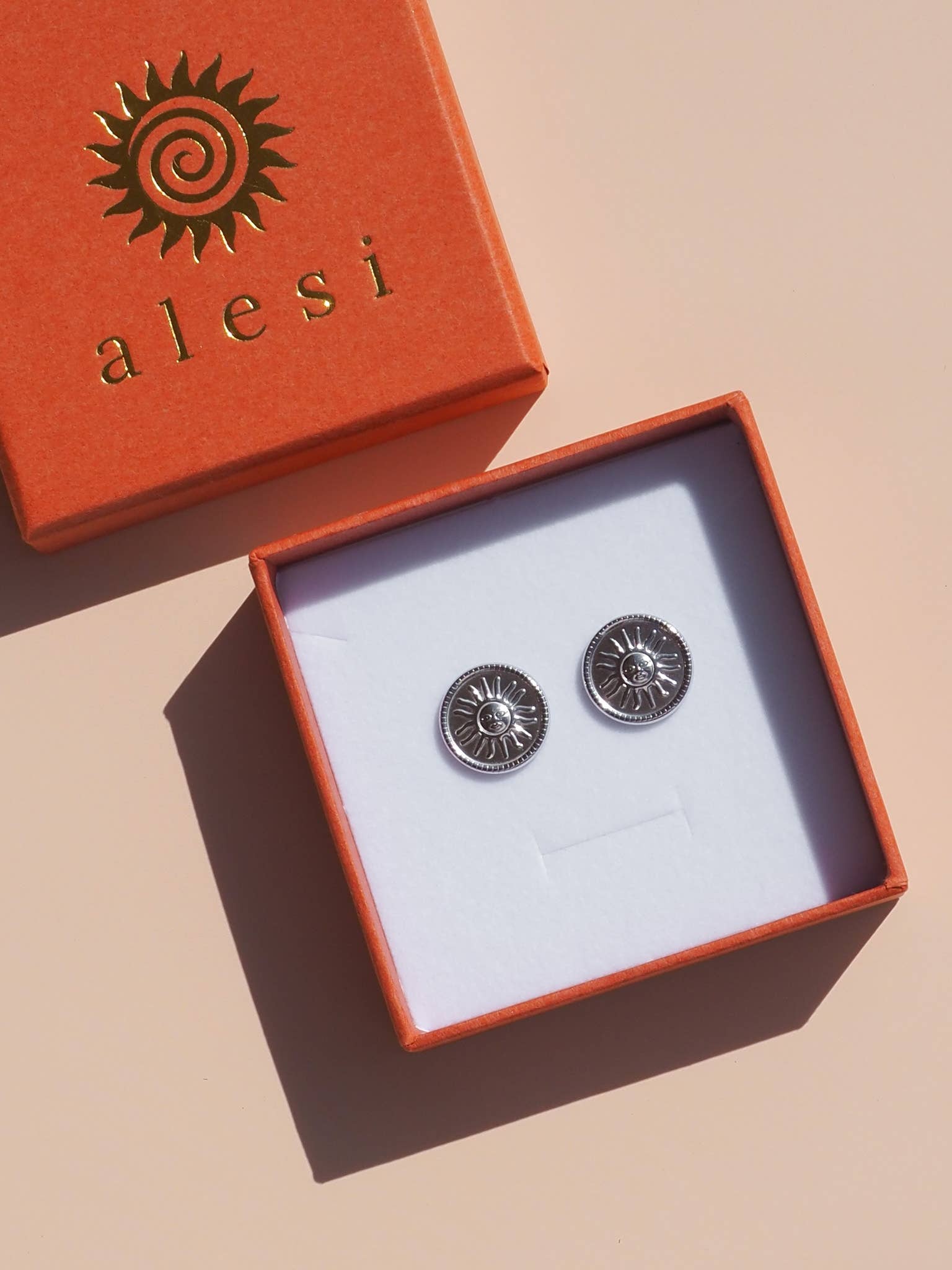 Alesi Jewellery - Wholesale Stud/post earrings - 18K Gold Sun Earrings2