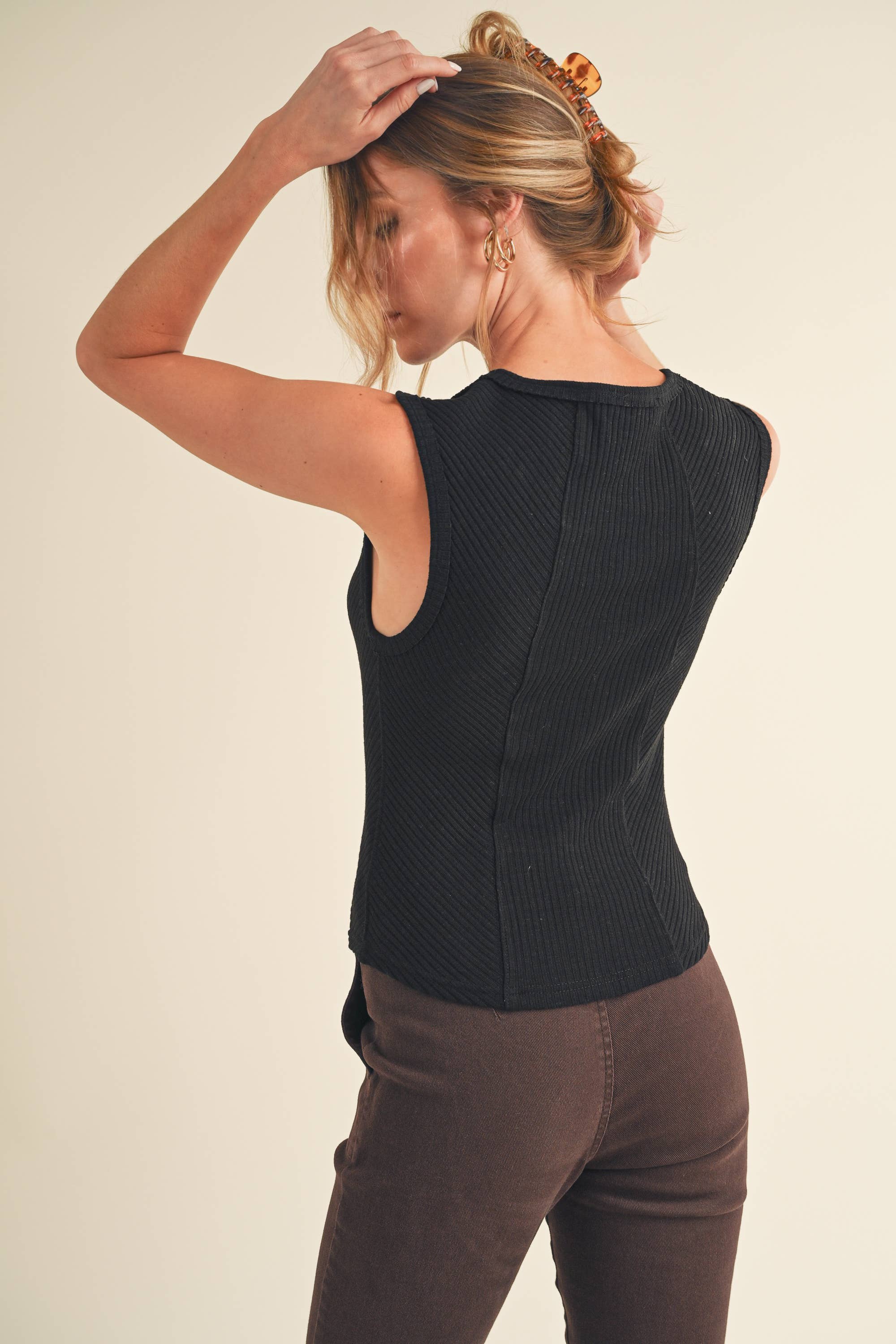 AEMI + CO – Engroshandel Tanktop – Kvinder – 8261DK Adelle Sweetheart Hals Tanktop 55