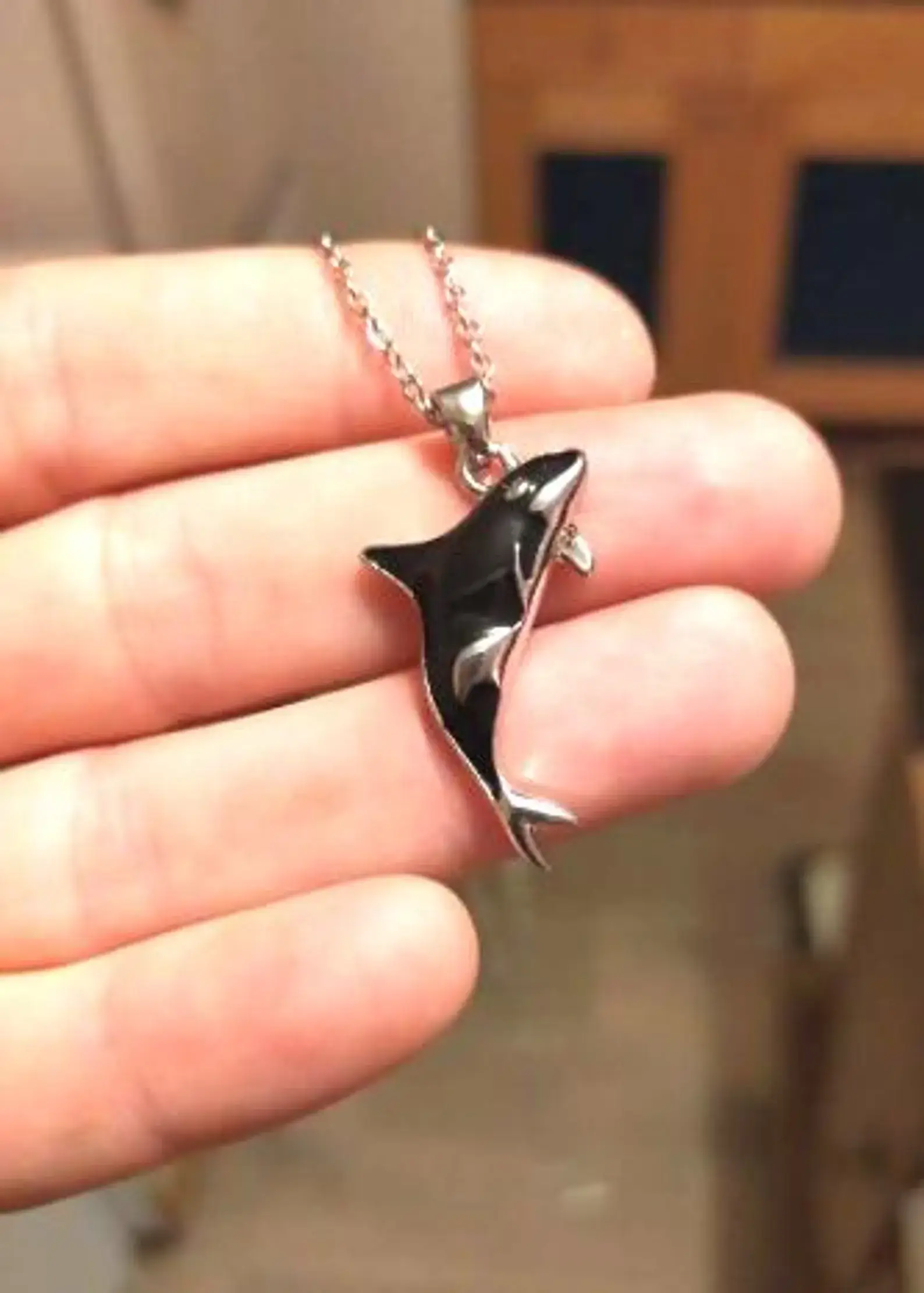 Wild & Free - Wholesale Halskettinghanger - Orka Walvis Ketting in Zilverkleurig Roestvrij Staal2