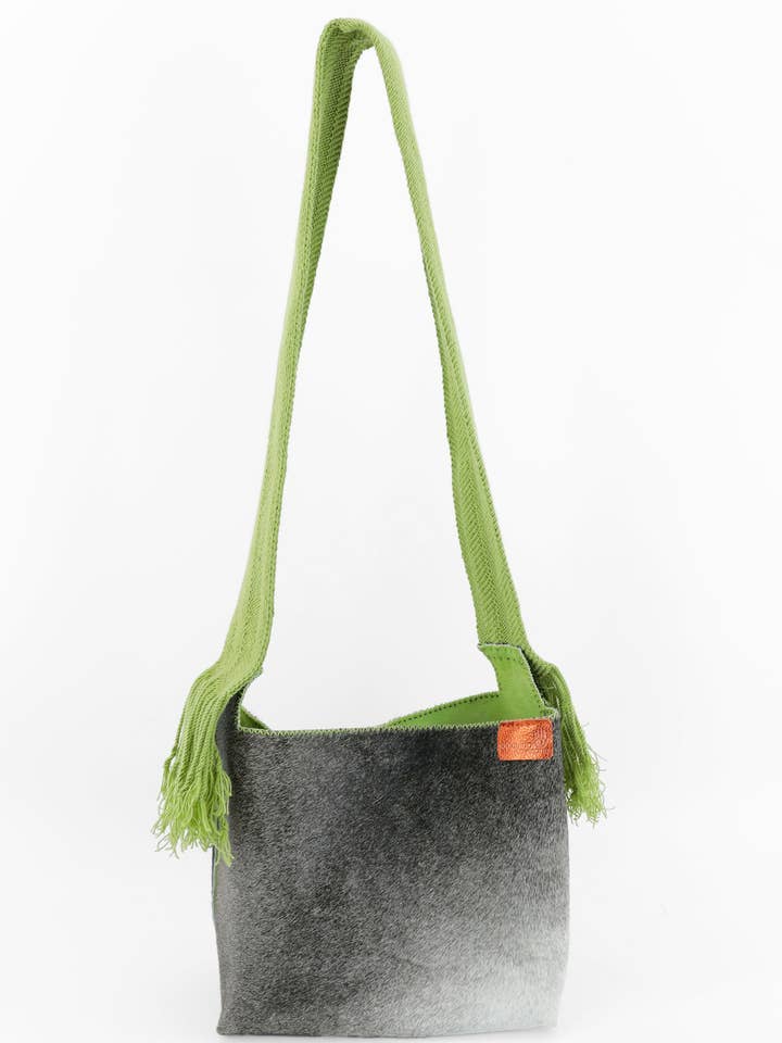 PIAMA TOTE BAG MITTEL FLAUSCHIG / GRAU&WH - LIMETTENGRÜN #210011 für den Großhandel von Joaquina Cayetana