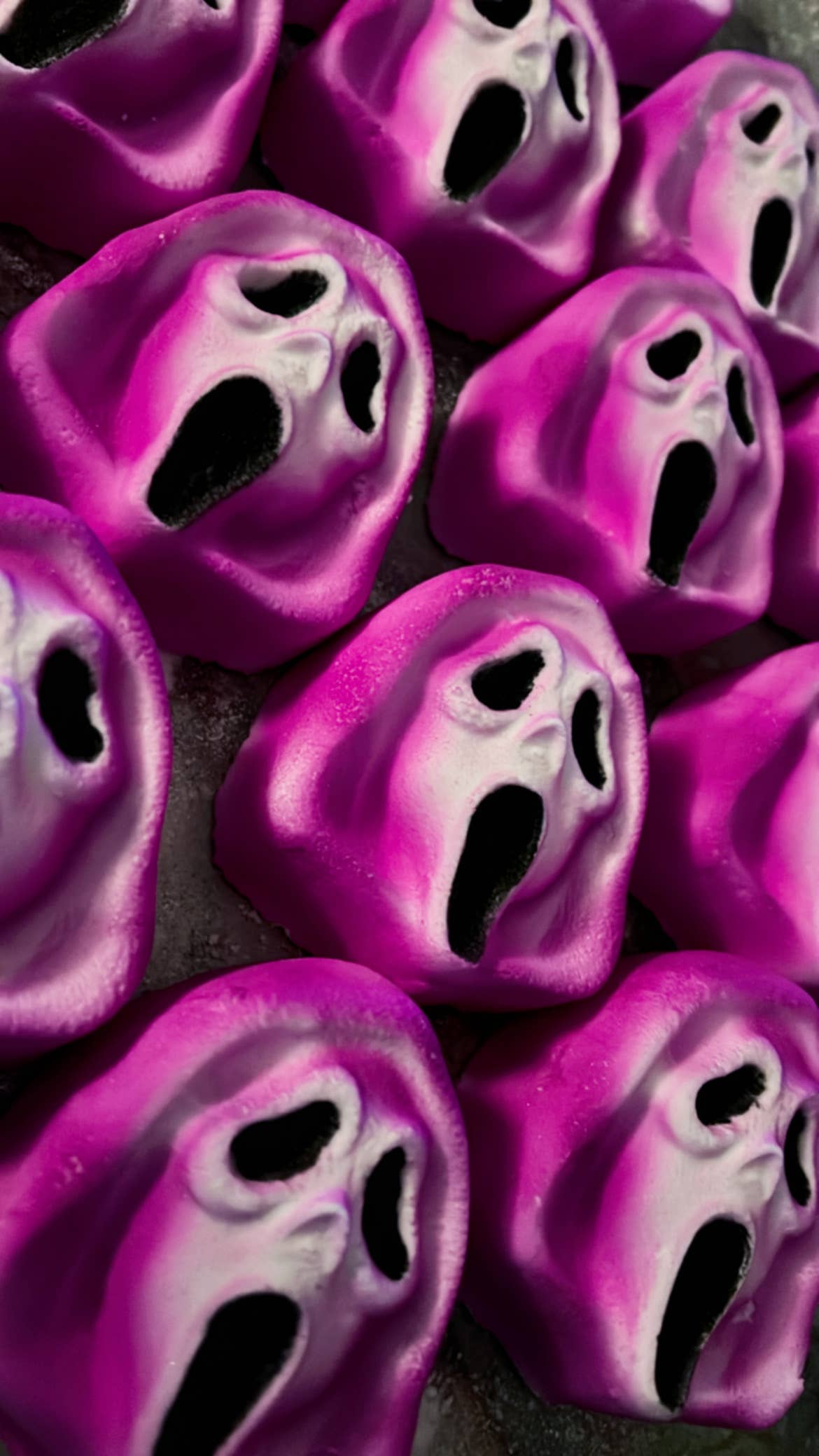 Man on the Moon Mystics - Wholesale Bath Bomb/Fizz - Whats your Favorite Scary Movie? Bath Bomb1